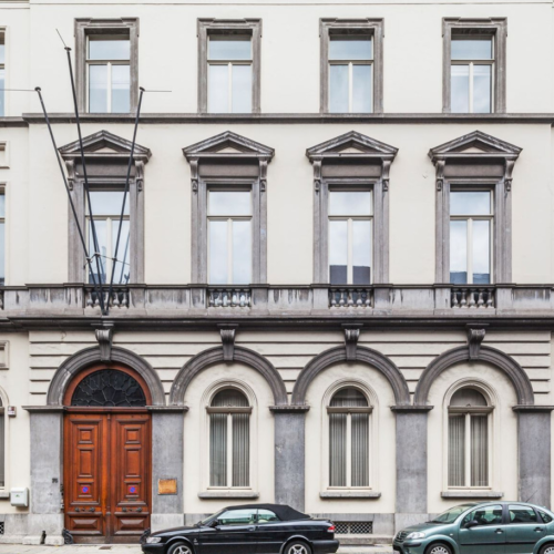 1607659270047 5fa567597cee331388bf9ba0 xlarge8780 AXL